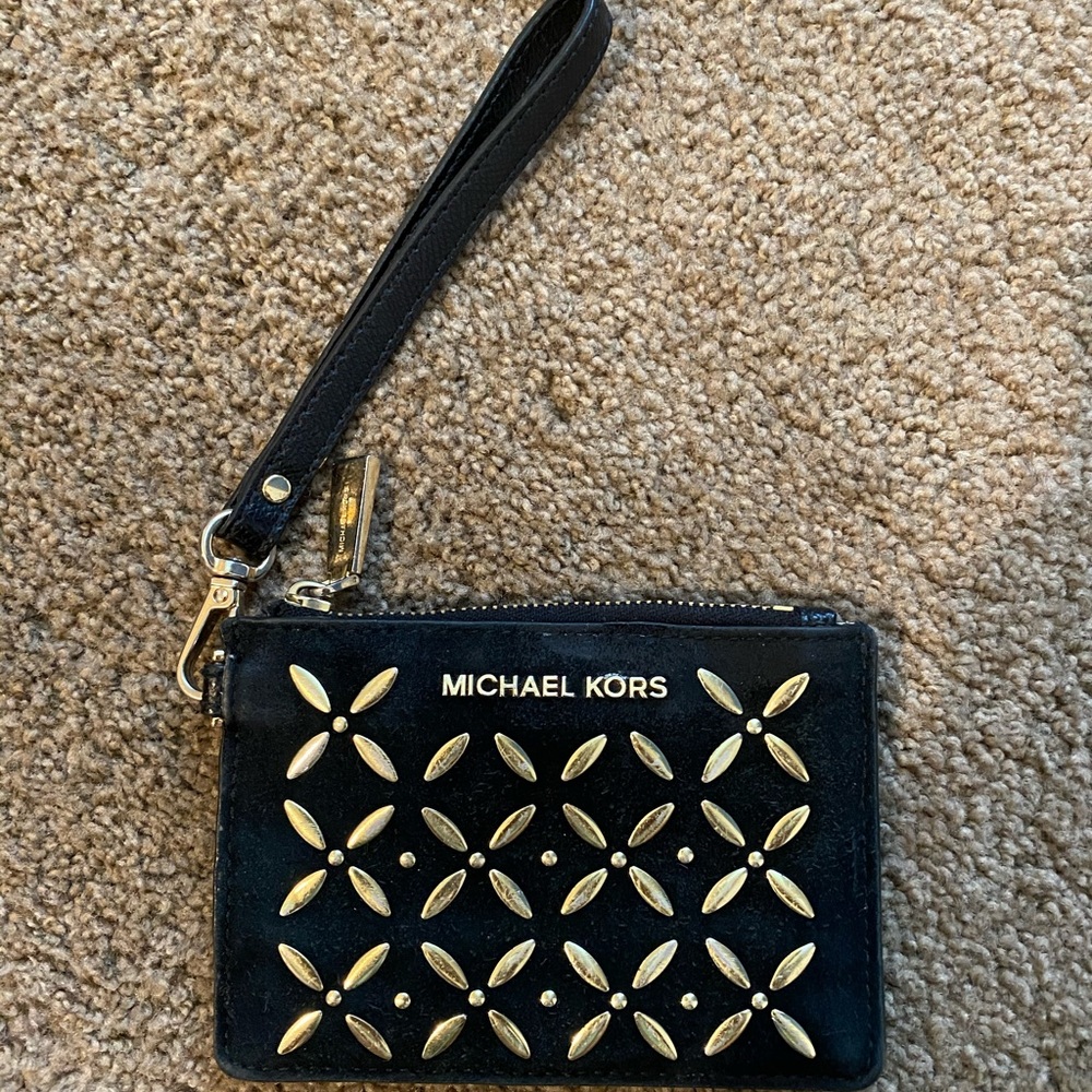 Michael khors wristlet